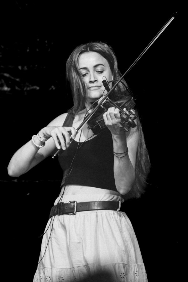 portrait de Helen Maier (photo : MALIK BEYTRISON)