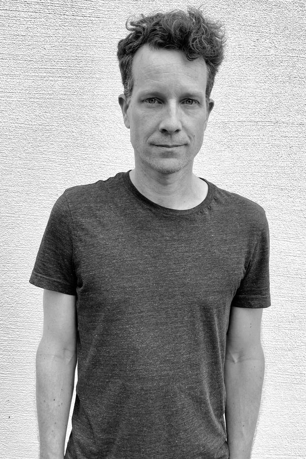 portrait of Andreas Wettstein