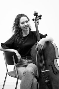 Porträt von Elena Gröger