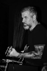 portrait de Guido Schilliger